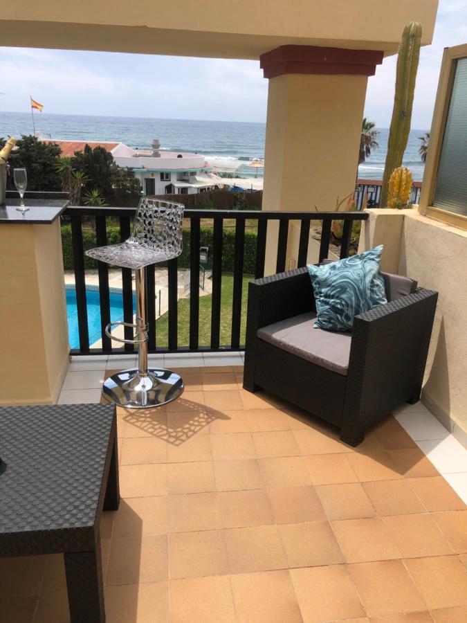 Beachfront Apartment - Sea Views - 마르베야 외부 사진